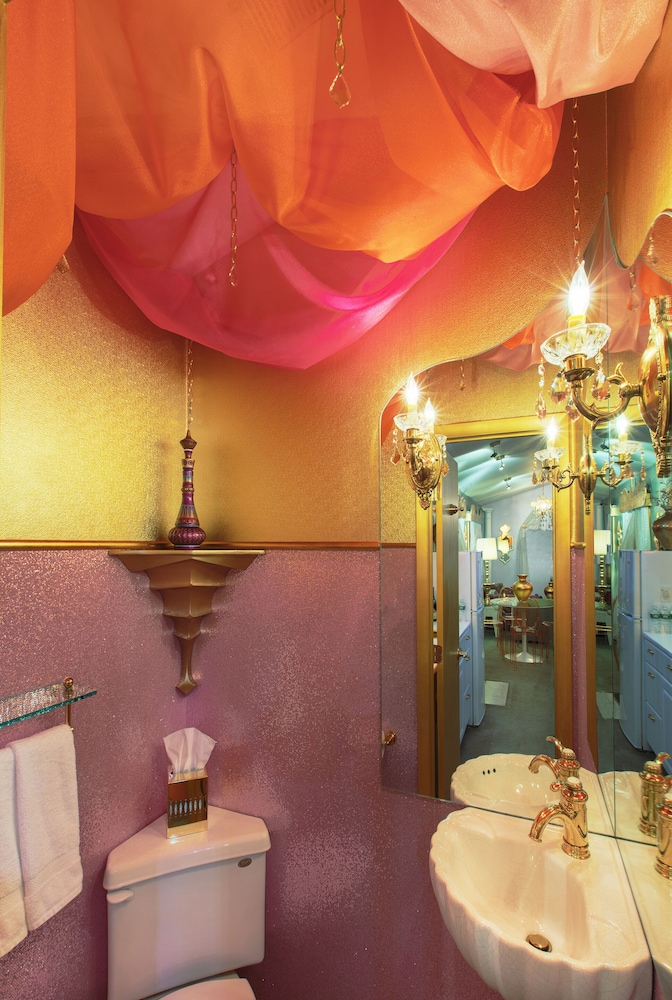 The Roxbury - photo 223