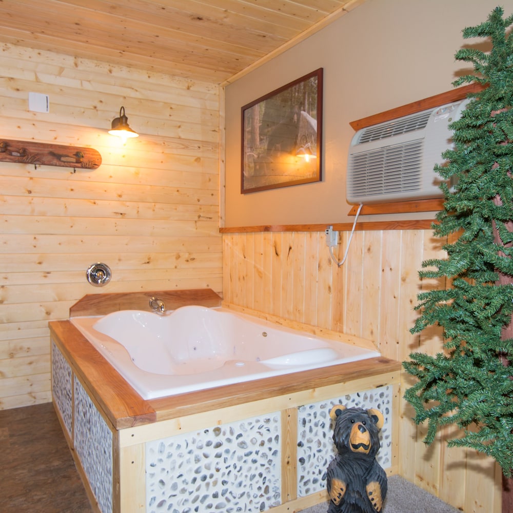 Upper Canyon Inn & Cabins - photo 127