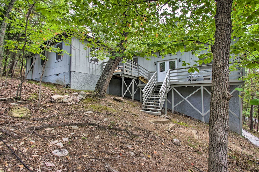 Vintage Massanutten Resort Villa w Deck — hotel in Massanutten
