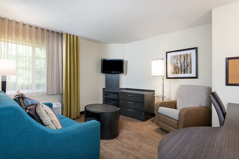 Candlewood Suites Durham by IHG - photo 9