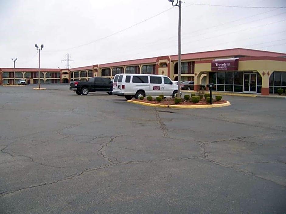 Traveler's Inn & Suites Oklahoma City Airport - photo 3