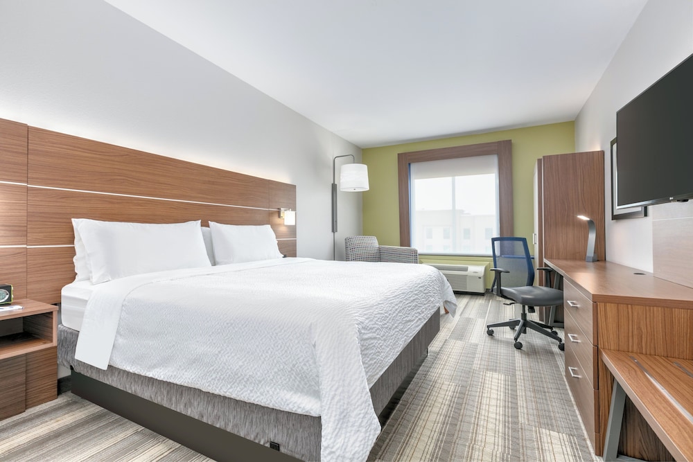 Holiday Inn Express Hotel & Suites Clute Lake Jackson by IHG - photo 15