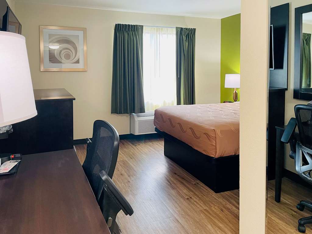 Quality Inn & Suites Lake Charles South - photo 14
