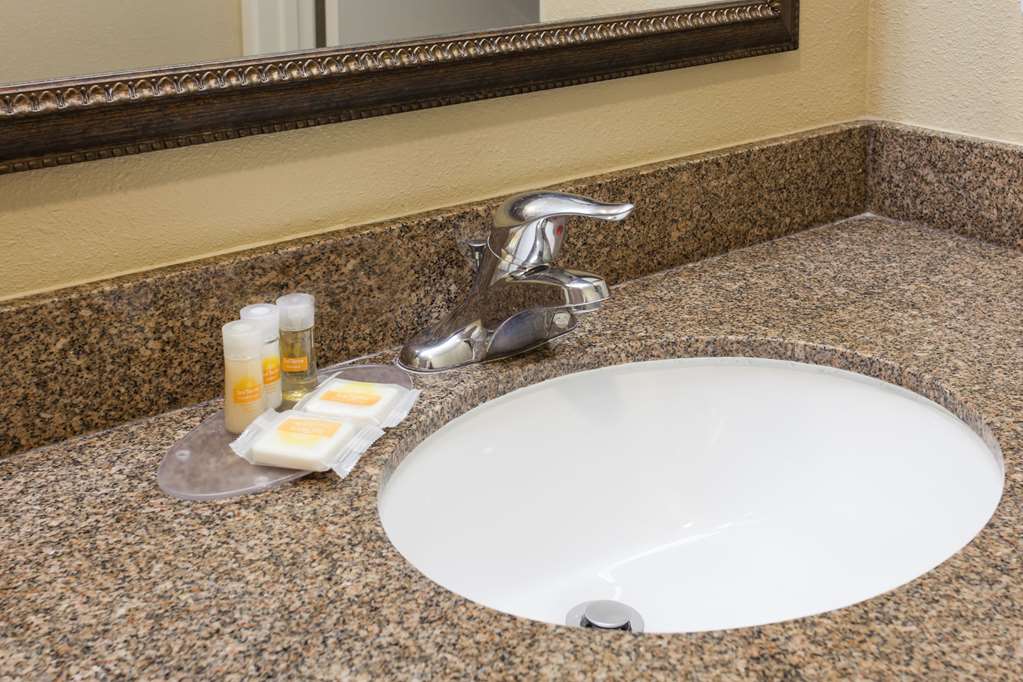 Days Inn by Wyndham Carlsbad - photo 11
