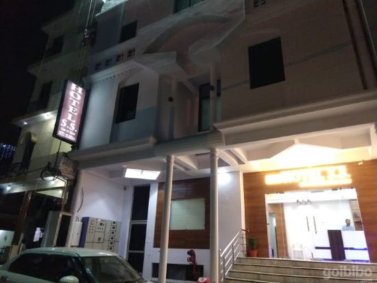 FabHotel Setu Sharma - last minute hotel in Lucknow