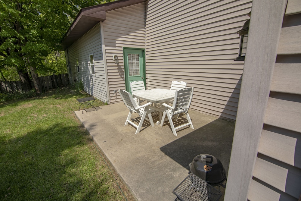 Coachlite Inn - photo 44