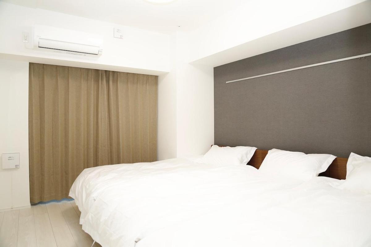 Asakusa 702 Triple Room
