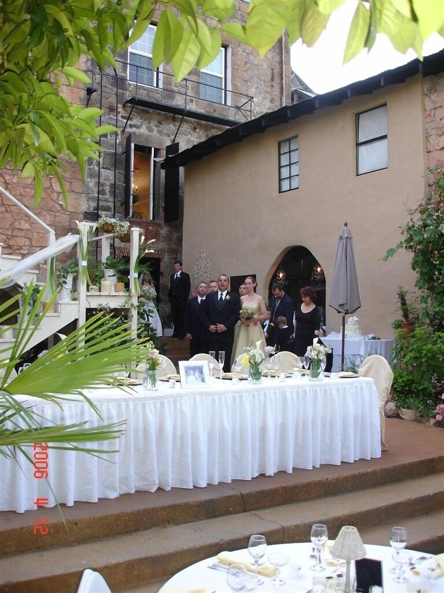 Hotel Léger Restaurant & Saloon - photo 17