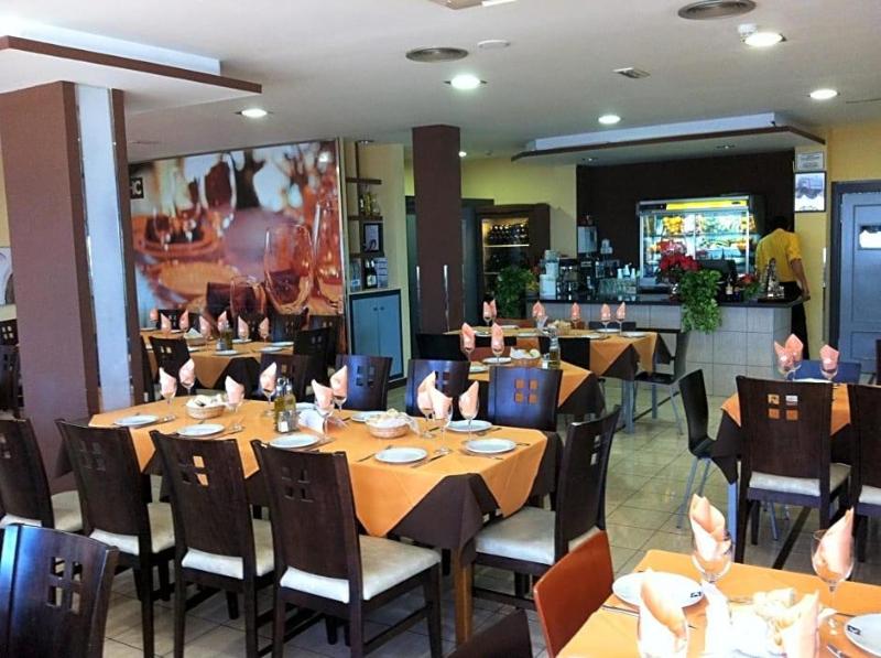 Hotel El Cruce Moraleda — Moraleda De Zafayona — photo 2