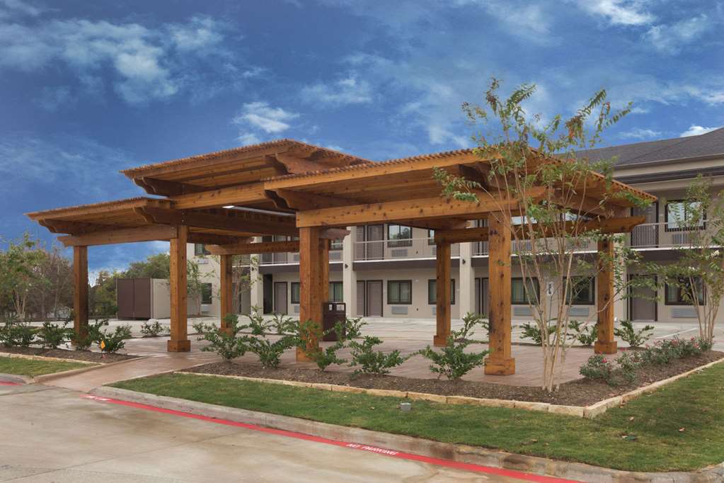 Baymont by Wyndham Bryan College Station - featured photo