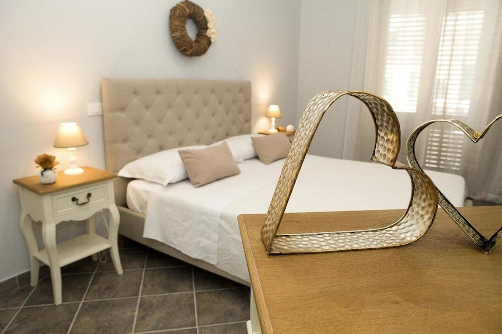 Reginella B&B Palermo — 4-Star Luxury Hotel in Palermo, Italy
