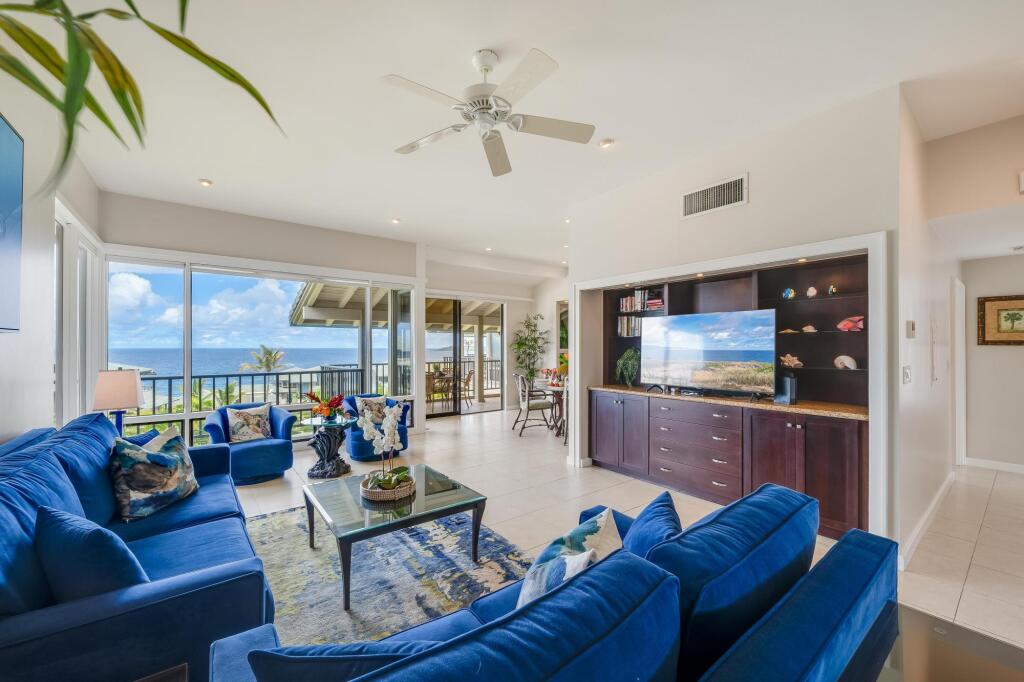 Kapalua Bay Villas 2 Free Rental Cars KBM Resorts Premium Bay Villa 2 Units 3 Bedrooms Ml 1604 — 5-Star Luxury Hotel in Lahaina, United States