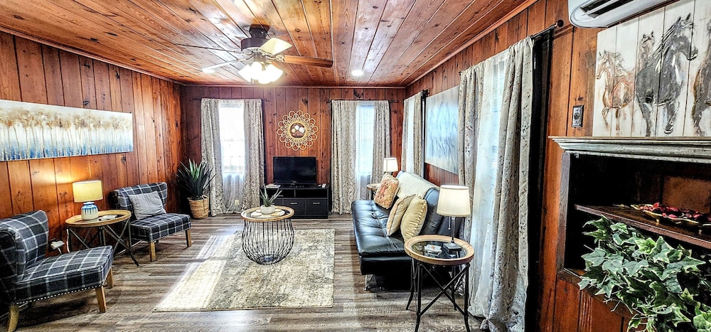 Edgewater Resort Cottage #1 - photo 71