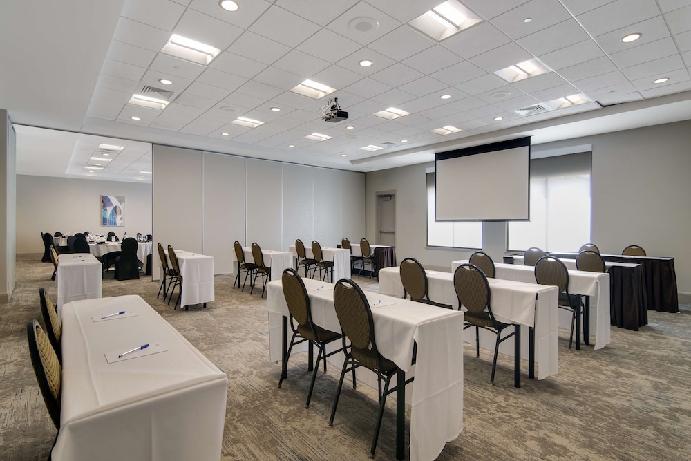 Hilton Garden Inn Madison West Middleton - photo 48