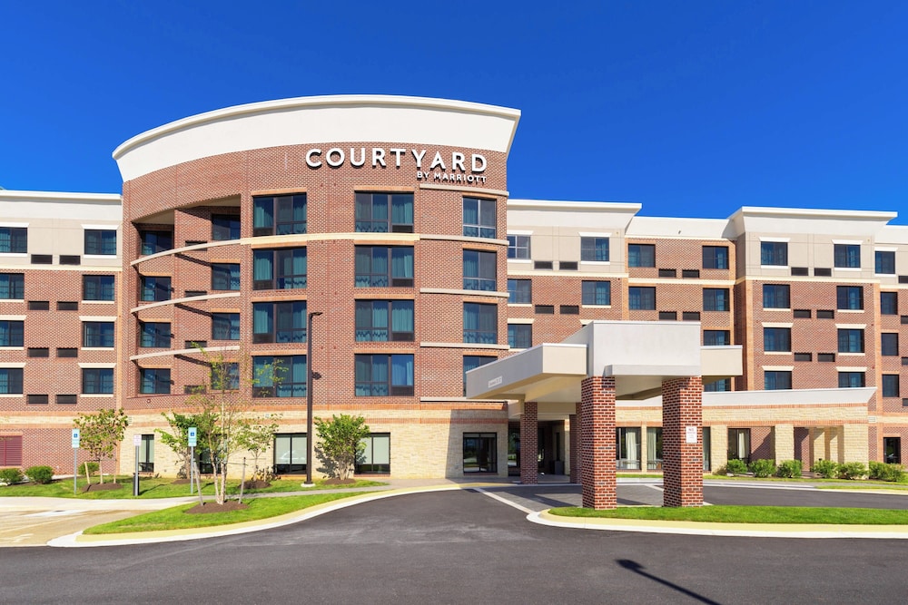 Courtyard by Marriott Bowie - photo 18