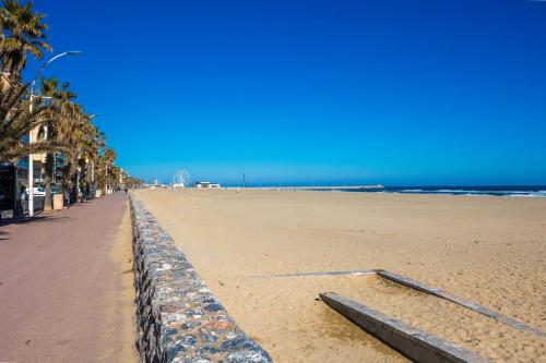 Le Sublime 100m de la Plage Cozy Refait a Neuf in Canet-En-Roussillon, France