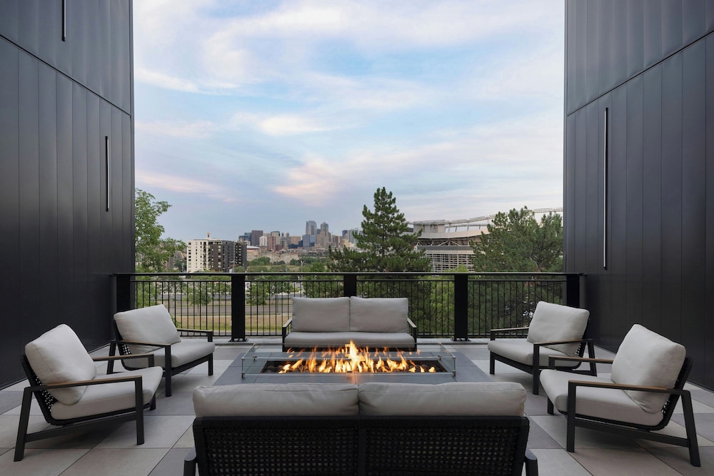 Courtyard by Marriott Denver Downtown West - photo 31