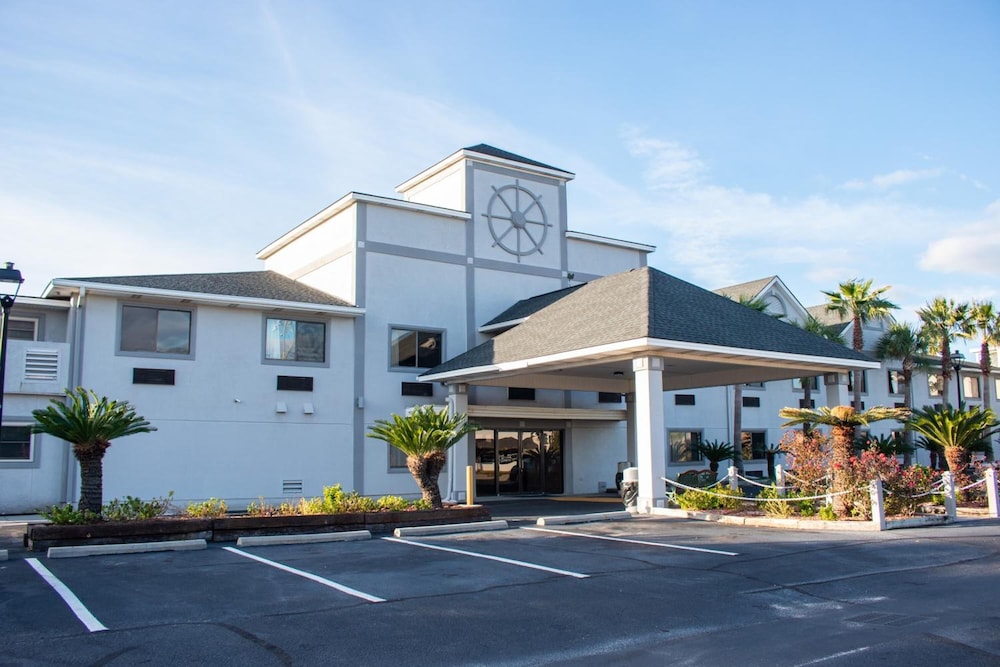 Admiral's Inn on Tybee Island - photo 35
