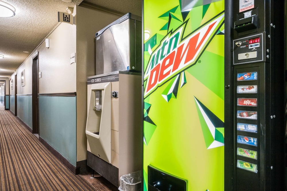 Quality Inn & Suites Silverdale Bangor Keyport - photo 31