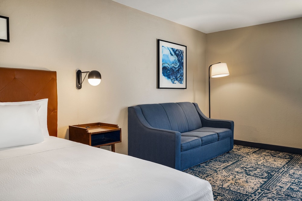 Four Points by Sheraton Greensboro Airport - photo 17