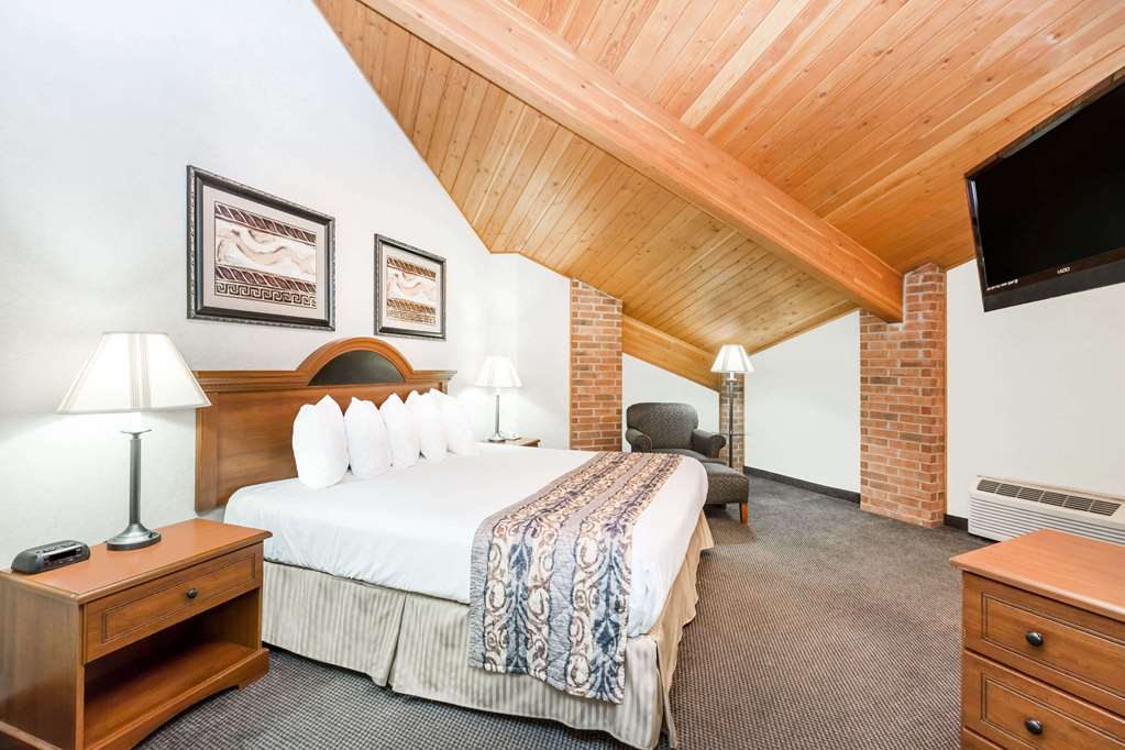 Baymont by Wyndham LeMars - photo 11