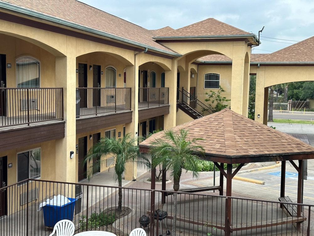 Texas Inn and Suites RGV - photo 67