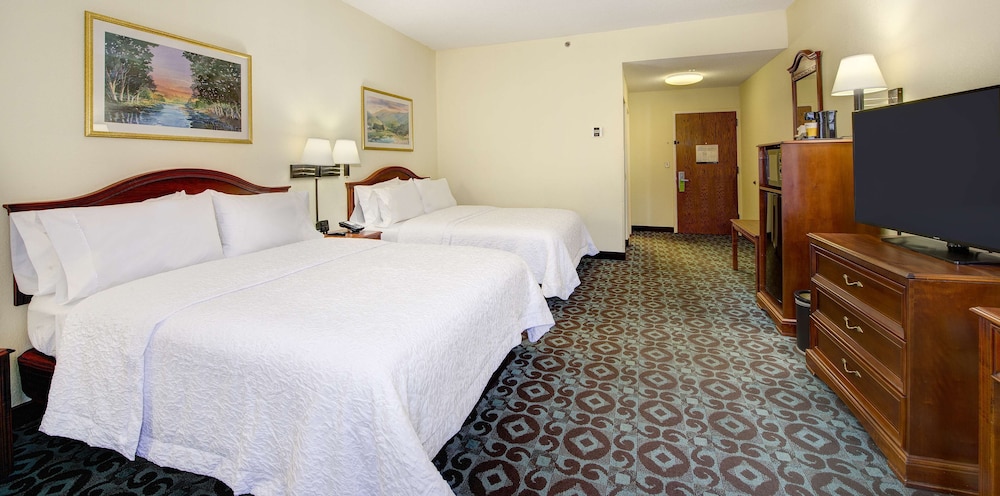 Hampton Inn Spartanburg North I 85 - photo 13
