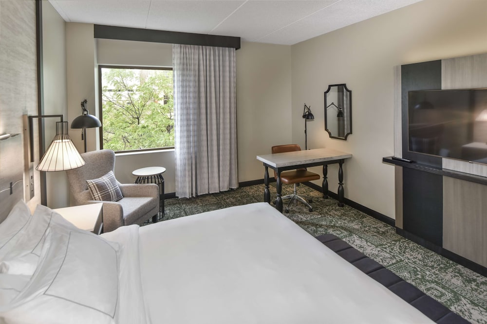 Hilton Appleton Paper Valley - photo 18