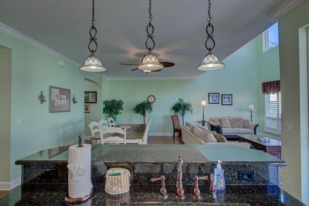 Anna Maria Island Beach Palace - photo 34