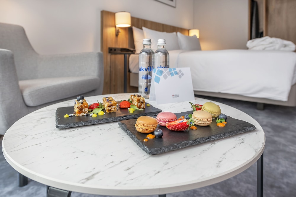 מזון ומשקאות