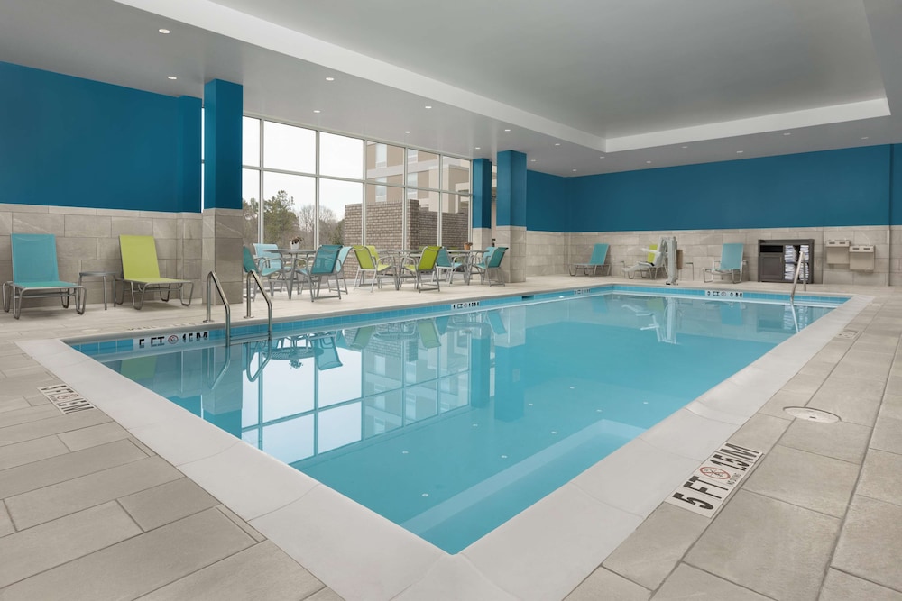 Hampton Inn & Suites Durham University Medical Center - photo 31