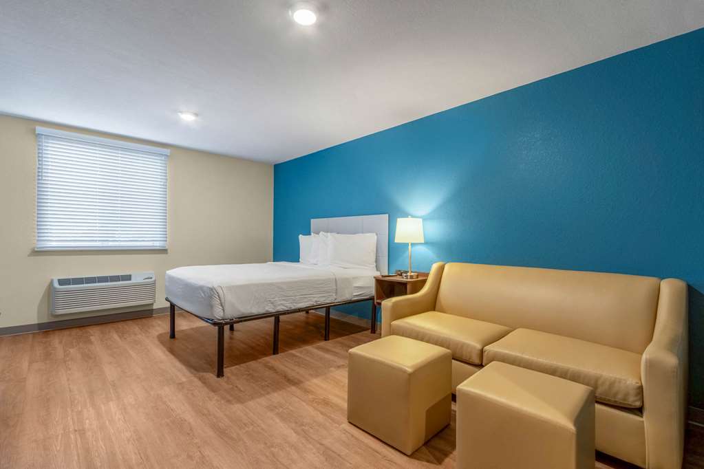 WoodSpring Suites Miramar - photo 16