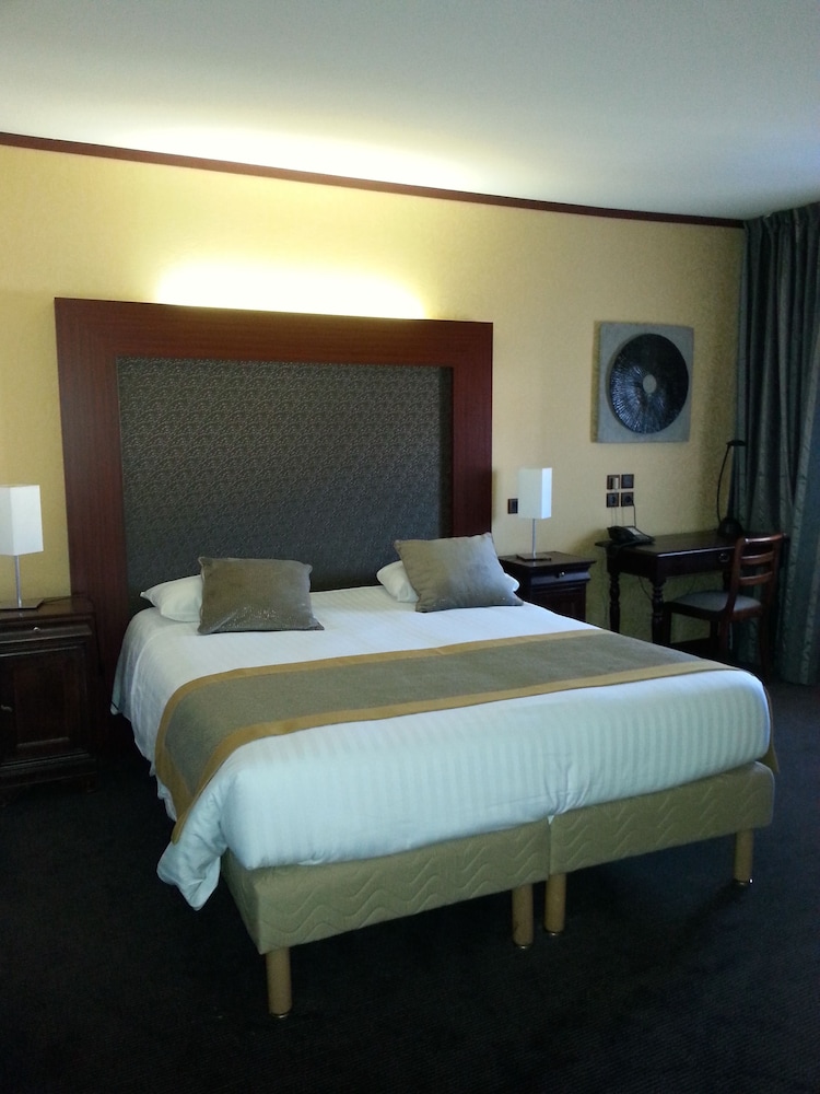 Hôtel de France - carbon neutral hotel in Montargis