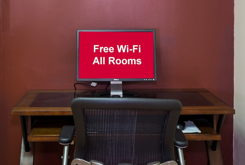 Red Roof Inn Lancaster - photo 32