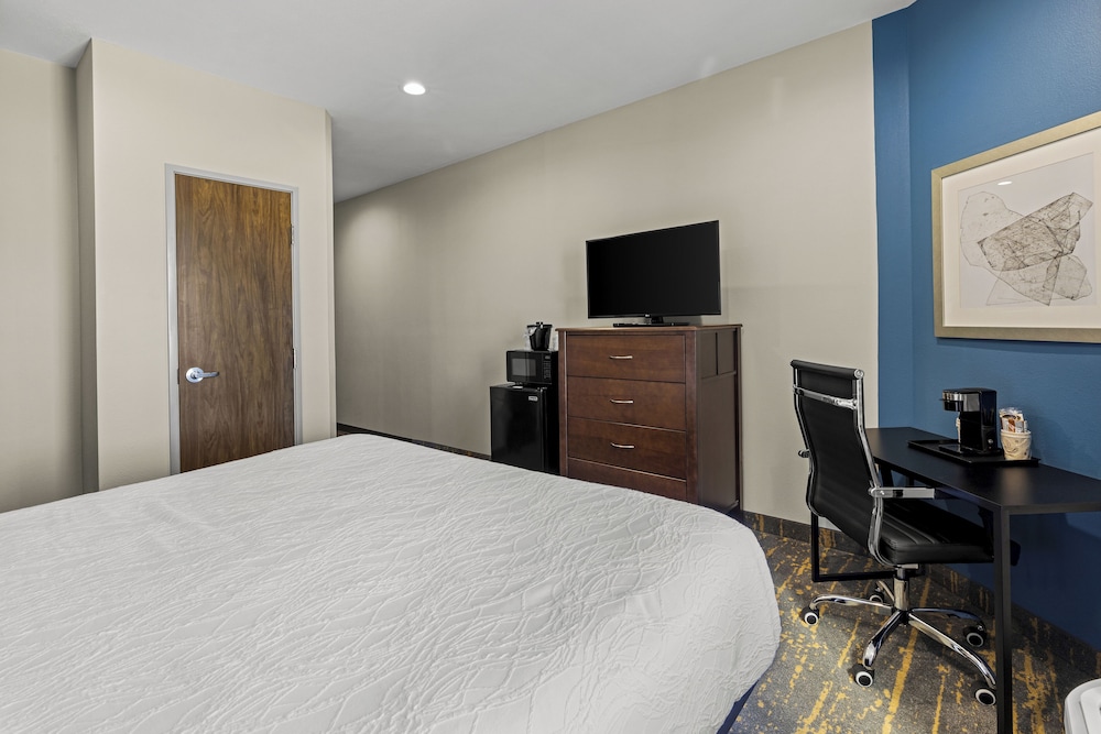 The Mulberry Hotel - photo 17