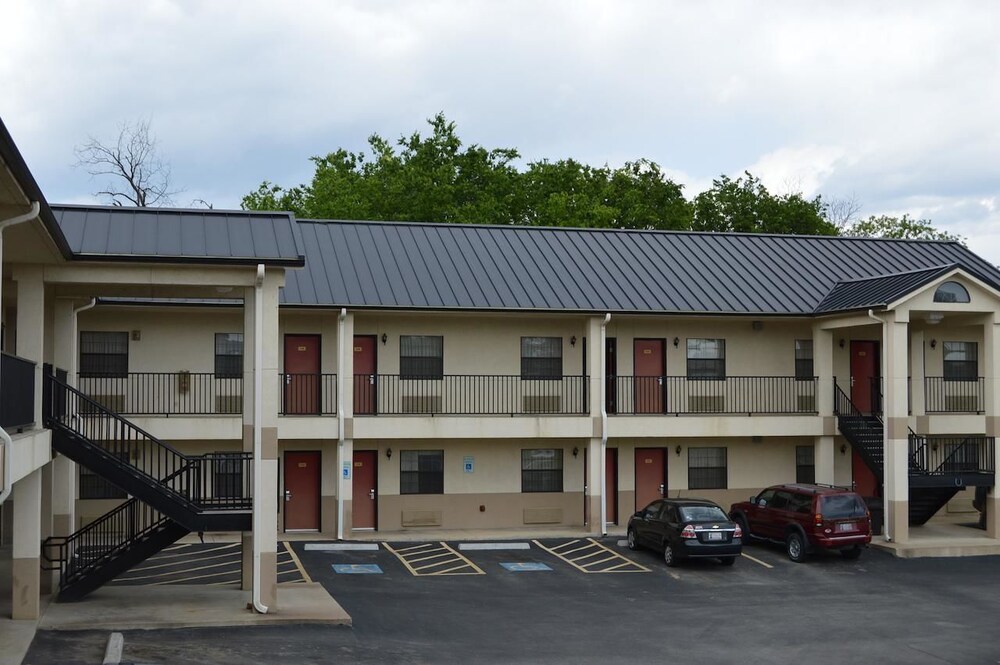 Motel 6 Atoka OK - photo 21