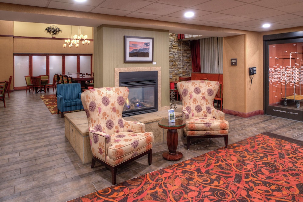 Hampton Inn & Suites Rifle - photo 4