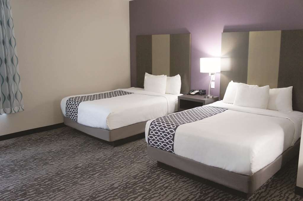 La Quinta Inn & Suites by Wyndham Chattanooga Lookout Mtn - photo 18