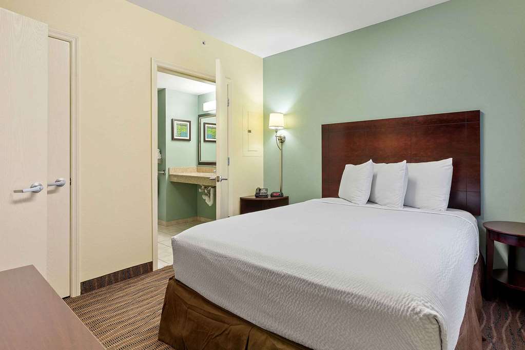Extended Stay America Premier Suites Lakeland I4 - photo 44