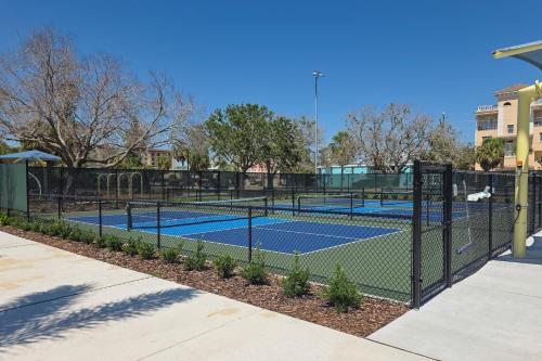 Slow M’Ocean in Unknown City, United States