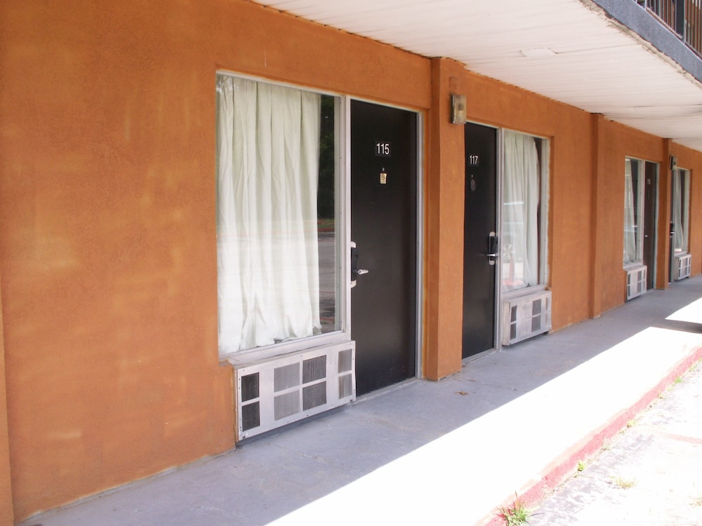 Inn of Knoxville - photo 14