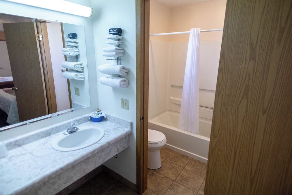 Blue Pine Motel - photo 15