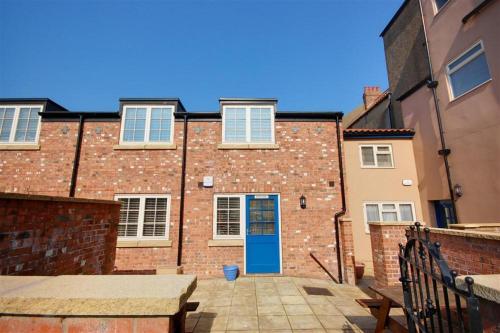 Hotties House Two Bed Cottage Dog Friendly & Off Street Parking