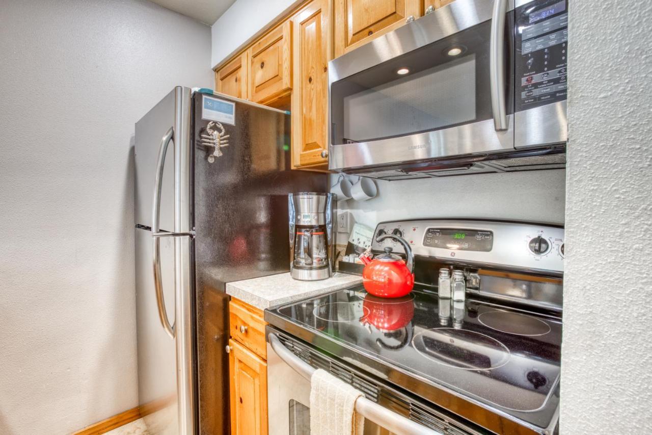Beaches Inn Townhomes - photo 10