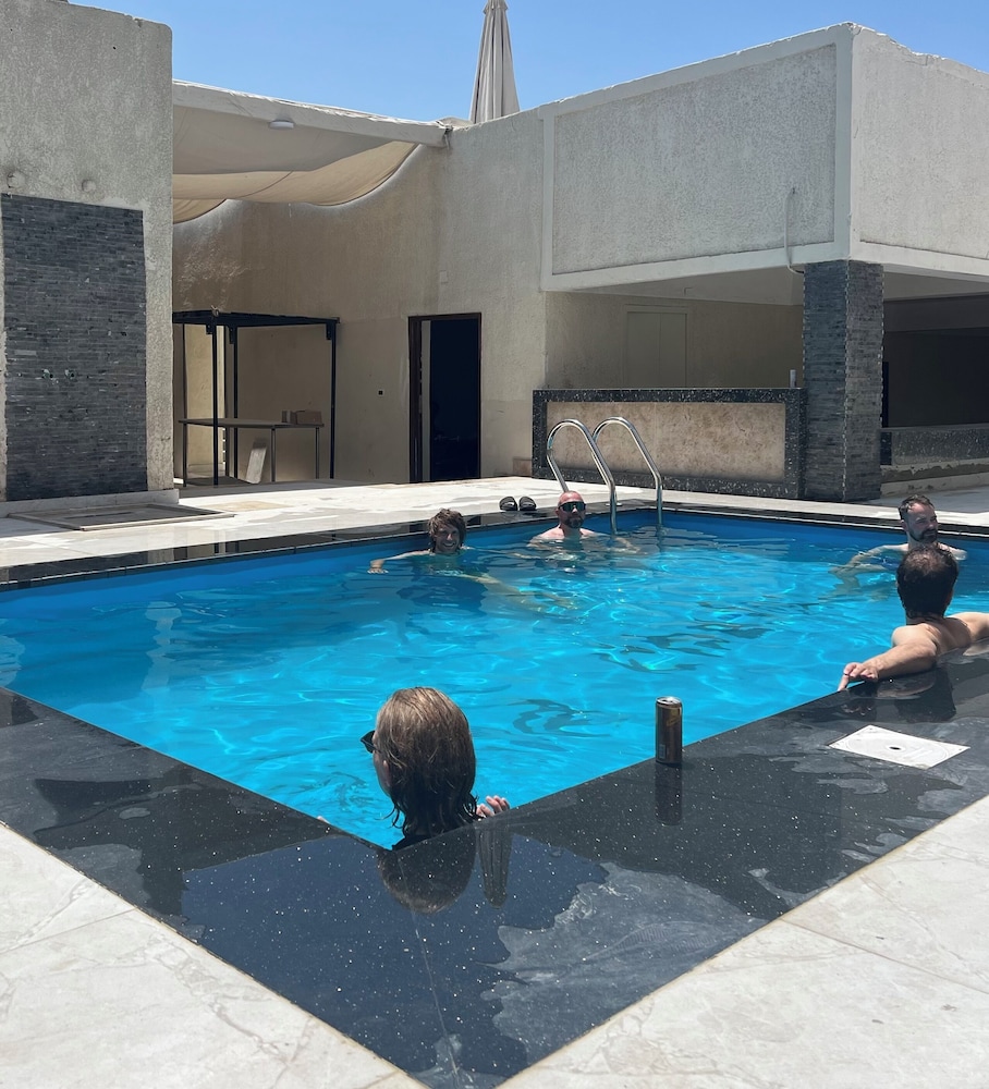 Villa Khufu Pyramids Hotel pet-friendly hotel Giza