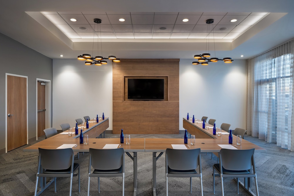 Even Hotel Bozeman Yellowstone Intl Arpt By IHG - photo 44
