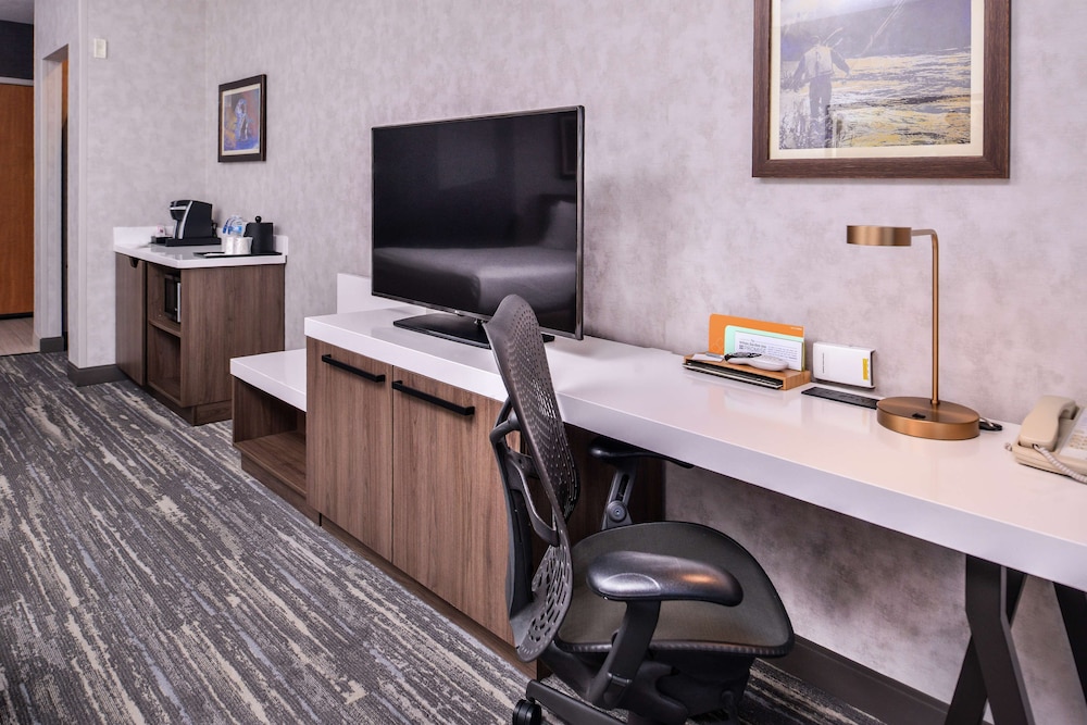 Hilton Garden Inn Bend - photo 21
