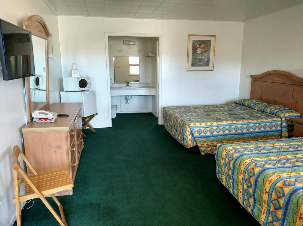 Carrizozo Inn - photo 13