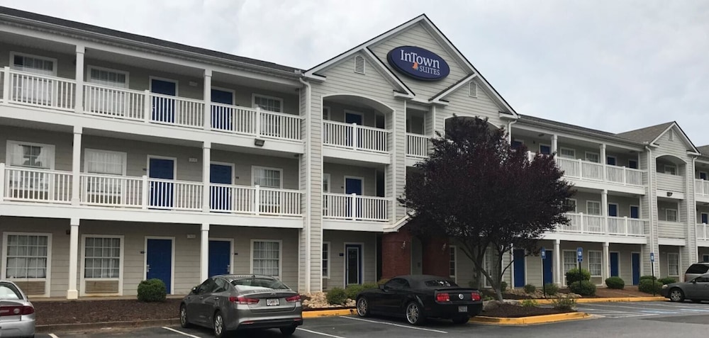 InTown Suites Extended Stay Atlanta GA Lithia Springs - photo 17