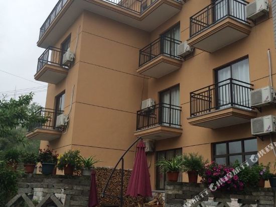 Panjiayuan Inn - last minute hotel in Deqing
